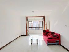 保利华庭 好楼层 南北通透 临地铁 近医院 交通便利