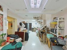 地铁口纯复式.南北双露台.房东着急置换.价格好谈.