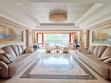 旅游路?CBD附近 出则繁华入则安静 带小院200平类别墅