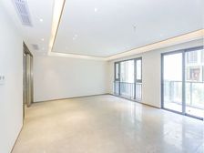 次新小区 地铁口 春和景明 一二楼叠加别墅 独门独户 带车位