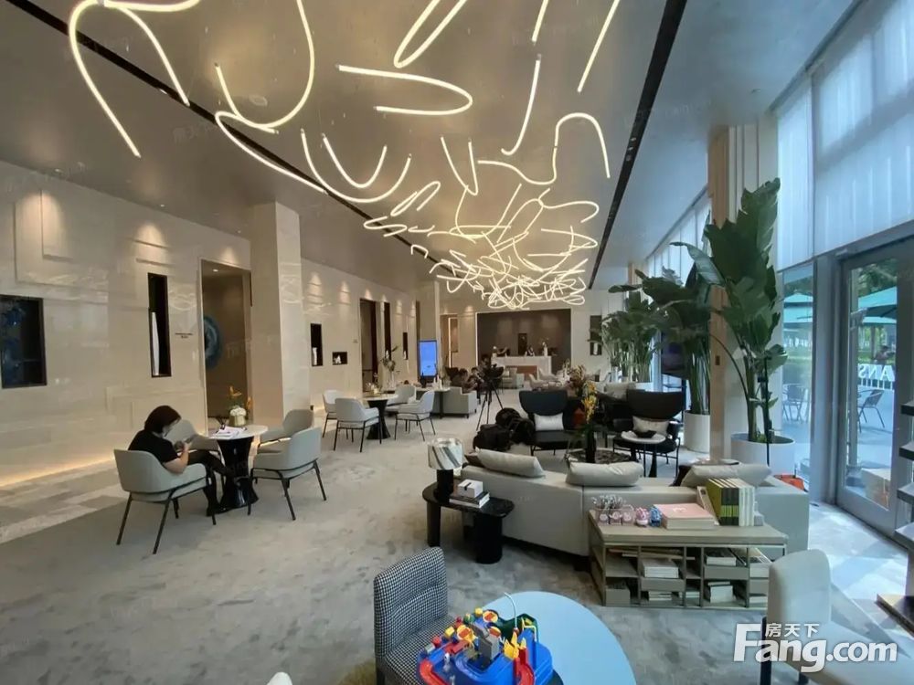 小区相关图