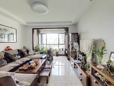 拥金0.5%海河大观 137平3居 东南向简装修 自住保养好