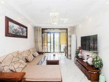 心圆西苑 3室2厅1卫 精装修 360万元