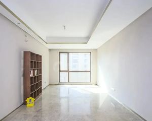 长阳稻田地铁站南北通透人车分流一梯一户电梯入户型方正诚心出售