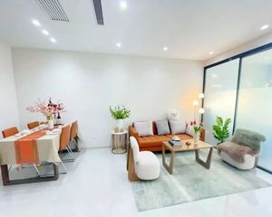 4号线精装洋房(总高7层带电梯)免3年物业费 随时看房