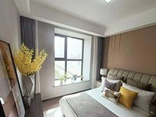 大兴现房(墅区洋房)4号线南(地暖 新风系统)一梯两户