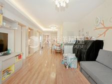 万科云间传奇(公寓住宅) 南北通透 中间楼层采光好 满五