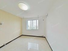 新德佳苑 豪华装修 满五 朝南 房东急置换 诚意买房