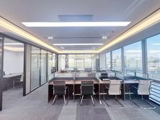 地铁口国贸国际旁华凯广场,精装写字楼设备设备,拎包可办公