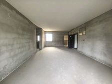 新城中心单价五千左右的洋房四室可随意设计装修