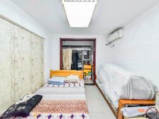 尚东1956 2室2厅1卫 简单装修 149万元