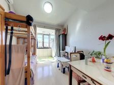 五环里4号线西红门地铁 兴海家园月苑 1室1厅 61.33平