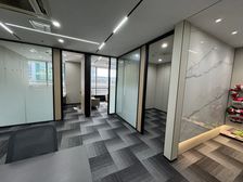 老板疯了8300全含带家具 恒宇广场118平 3间隔断 必看