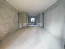 湖山印象三期四房中户大花园