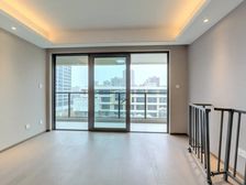 仁恒溪云雅苑 一梯一户 四开间朝南,有个买断车位