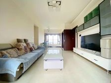 山姆旁边央企保利,大3房2卫,满五 无欠款,业主诚心卖