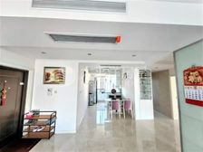 急,精装修南北普通住宅123.09平米急售,看房随时