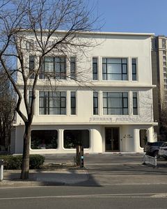 西城I地铁口I独栋I品牌租户I带燃气I附60平的5车位