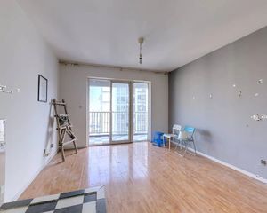 丨0佣购房丨全城房源都可联系 办完收费—卓锦城五期