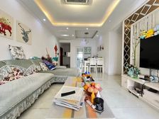 沙坪坝区 富力城繁华里 三房 88万