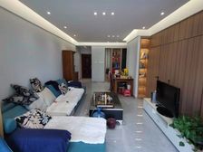 105万 急售 豪装 带车位 A1户型 大横厅 中间楼层