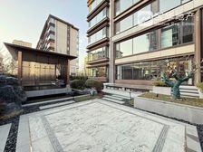 一楼带院带2层地下!万达南!遥遥 3.1 层高丨现房车位券