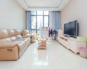 中国塘 万达旁 次新小区 品质小区 精装两室 业主急售