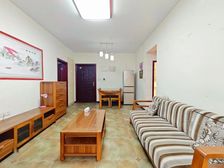 渝中区 康德国际 精装二房可改三房 94万 性价比高