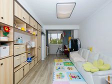 新出精装修拎包入住 业主 南北通透 税费少 楼层好