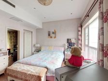 城市别墅 三室三卫 南北通透 精装修 诚意出售 有钥匙