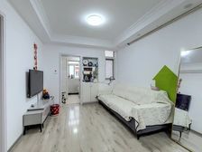 兰花教师公寓 3室1厅84.56平 8号线地铁口 中间楼层