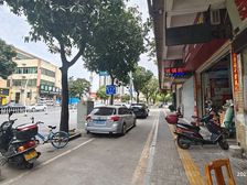 低价急售 迎宾大道临街商铺 带租3200元