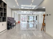 明珠花园 5室3厅 172.73平+联排别墅+150万的装修