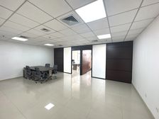 国企办公环境 小户型 2个分割间 带家具拎包使用