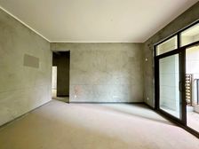 首地江山赋 4室2厅2卫 毛坯 145万元