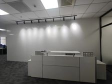 东方金融园,地铁6号线临沂新村站旁,精装修,随时看房