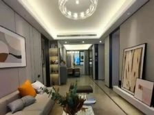 览月阁 3室2厅2卫 毛坯 250万元 105平米