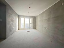 金科次新园区,清水房三室二卫随意装修