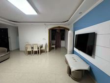 周边配套齐全 商品房业主诚意出售,前后无遮挡,随时可看