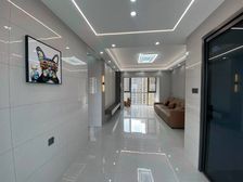 中山融创城 全新精装修 产权清晰 中间楼层 拎包入住