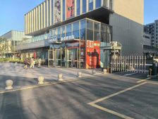 锡东万科可以通燃气的沿街商铺,35平租金6万,学校沿街铺