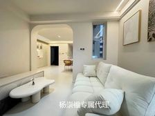 西位捡漏榜第1名!稀有边套三十万装修全送!附带固定车位!