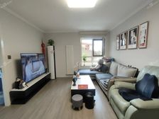 龙山华府 两室一厅一卫