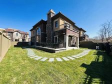 奥北别墅区 现房双拼500平米 庭园200左右 1670万!