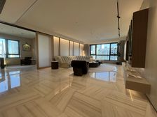 核心地段 全新房现房 即买即住 剩一套 带家具出 融创壹号院