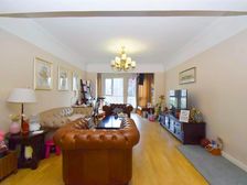 贝肯山斯茹园 临地铁 房龄新 商业配套齐全 双卫生间