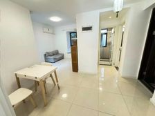 南山雨果 次新房 一楼带院子 小区绿化高 低密度