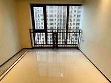 紫阳大道 次新小区 近医院 车位充足 满二 双卫生间