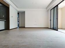 万科森林公园林璟 4室2厅2卫 精装修 145万元