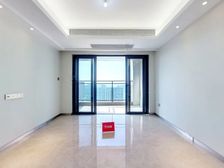 好位置!好房子!紫岭国际三期 135万 3室2厅2卫 普通装